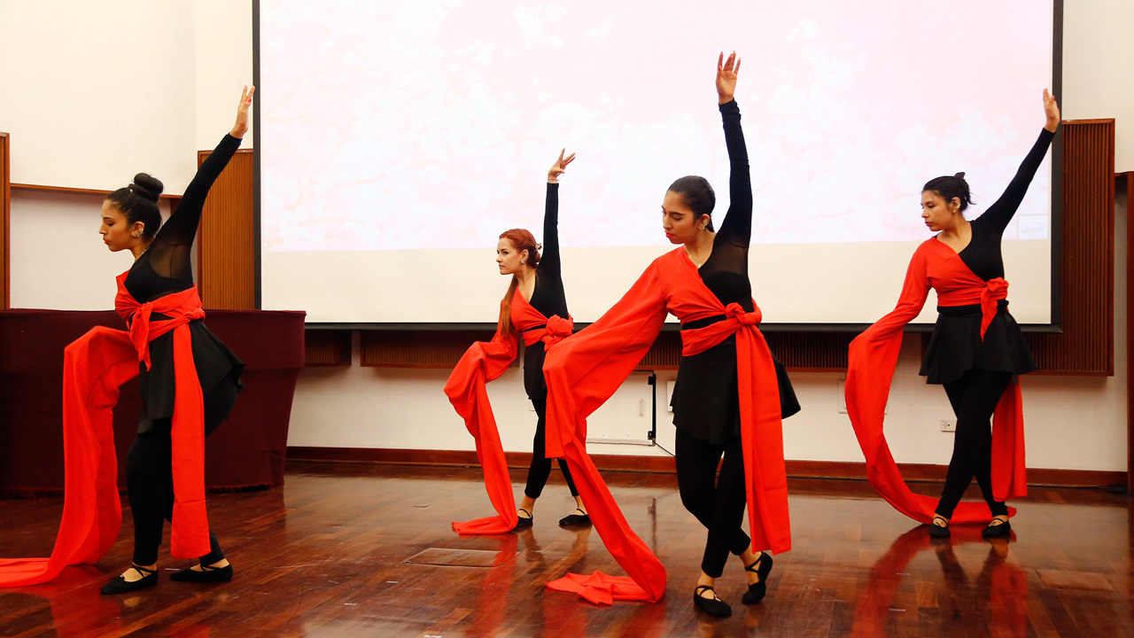 曼妙的中国民族特色舞蹈《半壶纱》